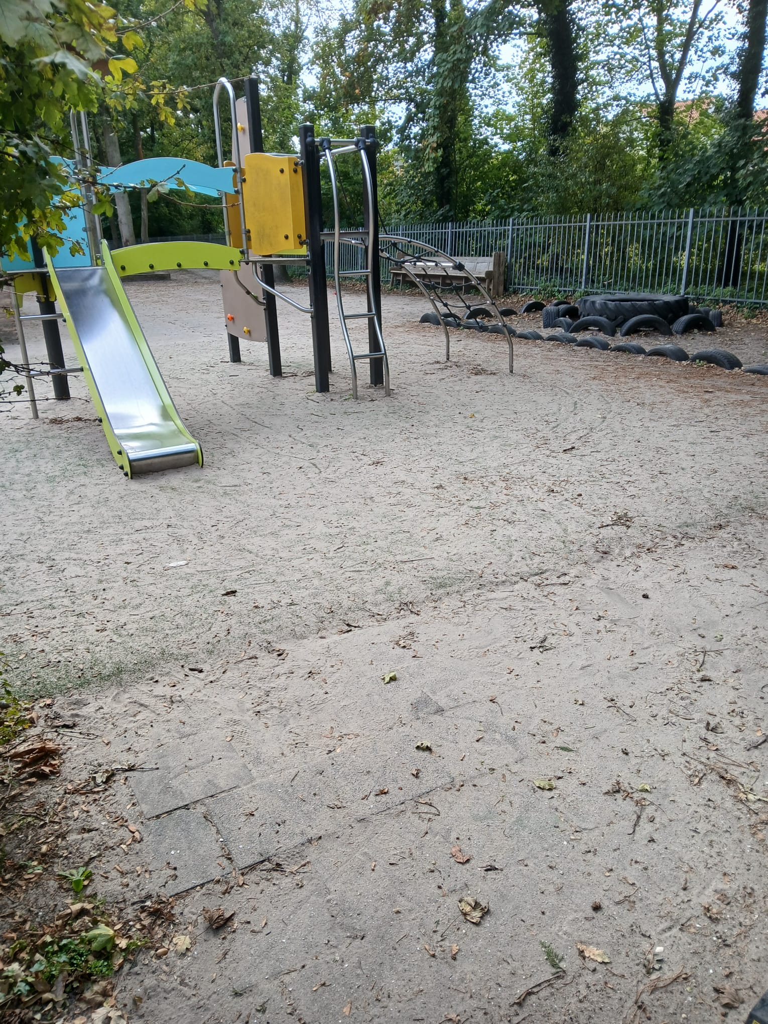 Schoolplein Renovatie - Voor